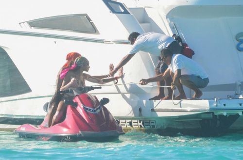 Winnie Harlow on Vacation as She Rides The Waves On A Jet Ski During Tropical Trip To Tulum, Mexico 02/24/2021 6