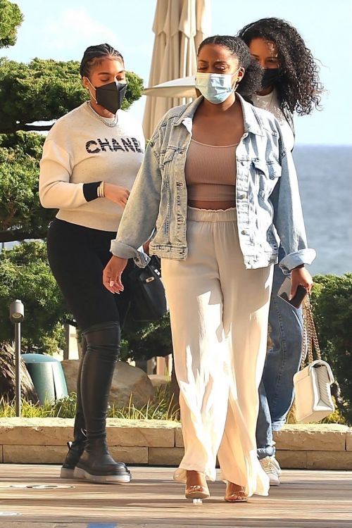Lori Harvey Day Out for Lunch with Friends in Malibu 03/25/2021 4