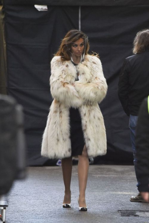 Madalina Diana Ghenea as Sophia Loren on the Set of House of Gucci in Rome 03/22/2021 3