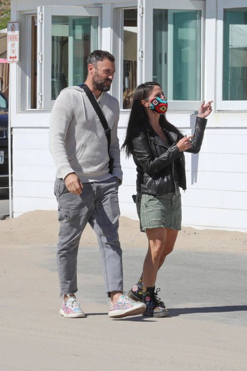 Soleil Moon Frye and Brian Austin Green Seen at a Beach in Malibu 03/22/2021 1