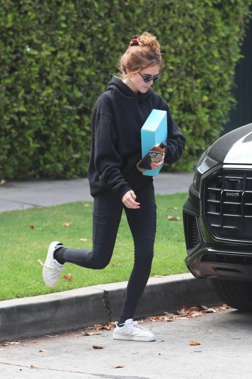 Zoey Deutch in Black Hoodie and Tights During Pilates Class in West Hollywood 06/30/2021 3