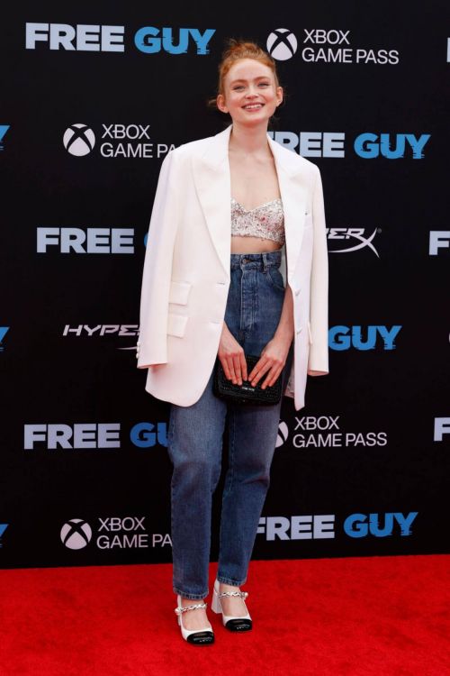 Sadie Sink attends Free Guy Premiere in New York 08/03/2021 1