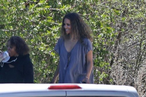 Halle Berry Filming Commercial for Sweaty Betty Workout Clothes in Malibu 09/14/2021 3