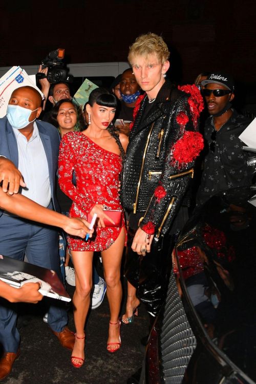 Megan Fox with Machine Gun Kelly Attends Justin Bieber