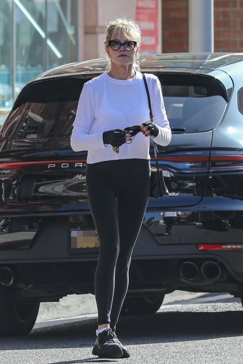 Melanie Griffith Leaves After Workout a Gym Session in Beverly Hills 11/04/2021 5