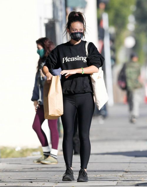 Olivia Wilde in a Black Sweatshirt with Tights Day Out in Los Angeles 8