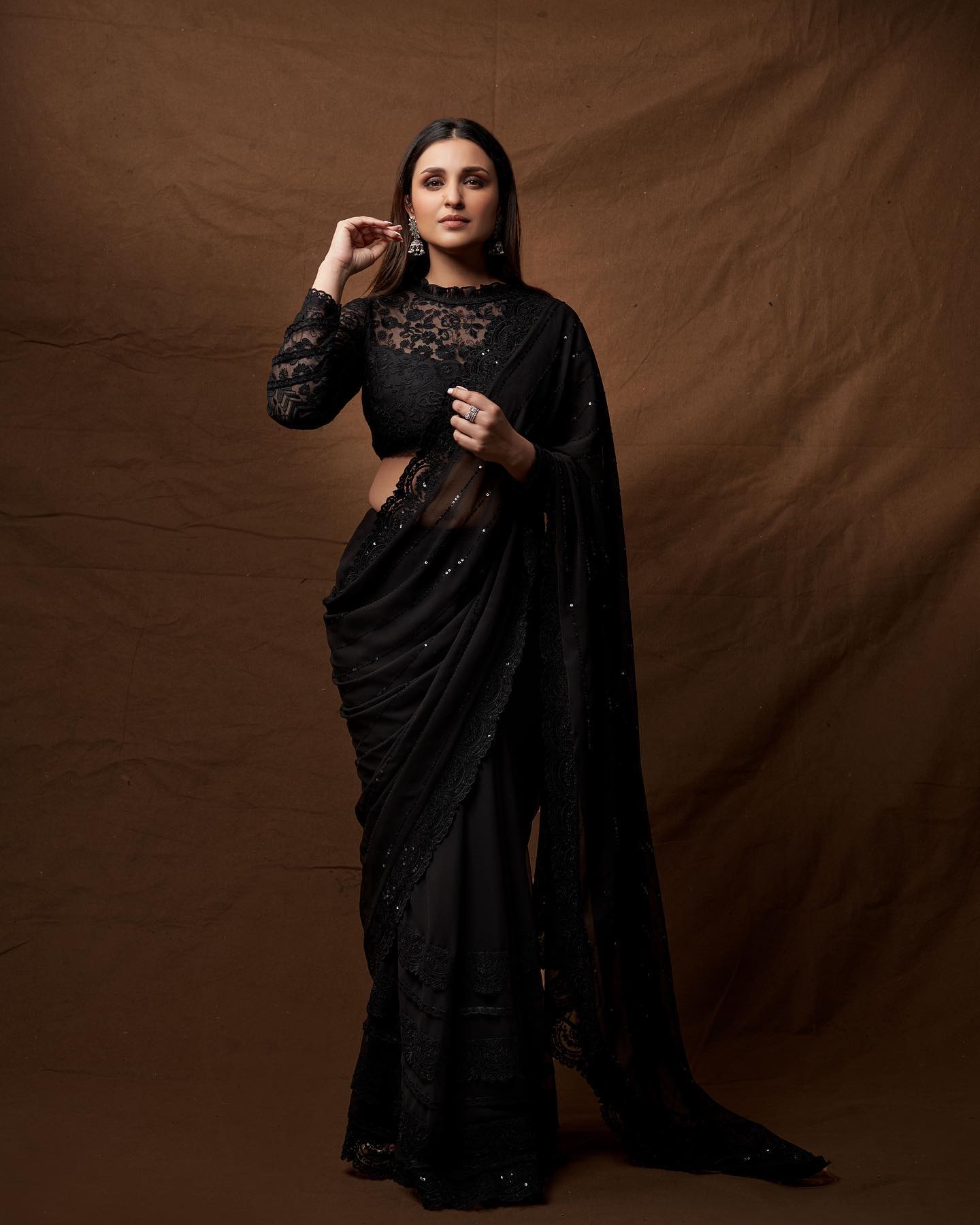 Parineeti Chopra seen in Black Full Sleeve Saree in Photoshoot, May 2022