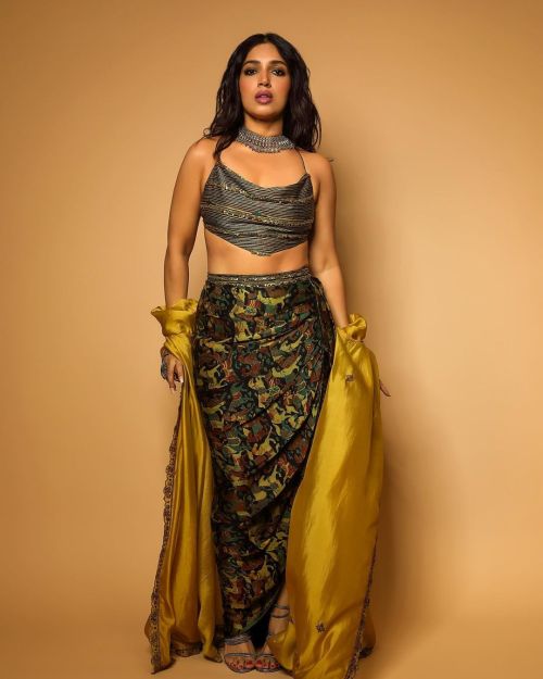 Bhumi Pednekar wears Printed Indo-Western Outfit During Photoshoot 4