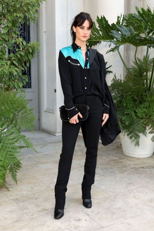 Grace Van Patten attends Ralph Lauren SS23 Runway Show in San Marino, California, Oct 2022 5