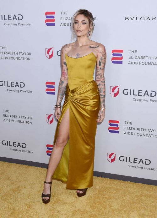 Paris Jackson arrives at Elizabeth Taylor Ball to End Aids in West Hollywood, Sep 2022 2