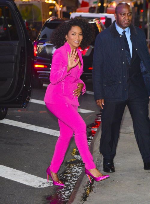 Angela Bassett seen in Pink Outfit at 2022 Glamour Women of the Year Awards in New York, Nov 2022