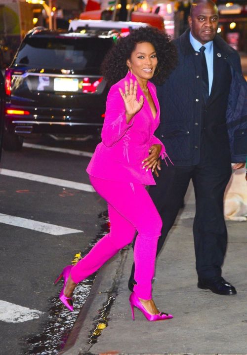 Angela Bassett seen in Pink Outfit at 2022 Glamour Women of the Year Awards in New York, Nov 2022 1