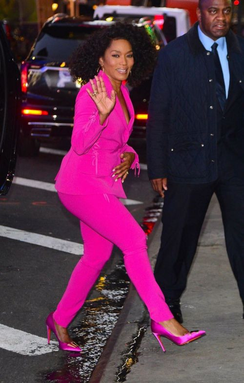 Angela Bassett seen in Pink Outfit at 2022 Glamour Women of the Year Awards in New York, Nov 2022 4