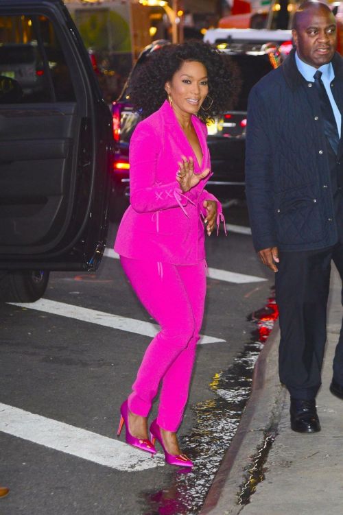 Angela Bassett seen in Pink Outfit at 2022 Glamour Women of the Year Awards in New York, Nov 2022 5