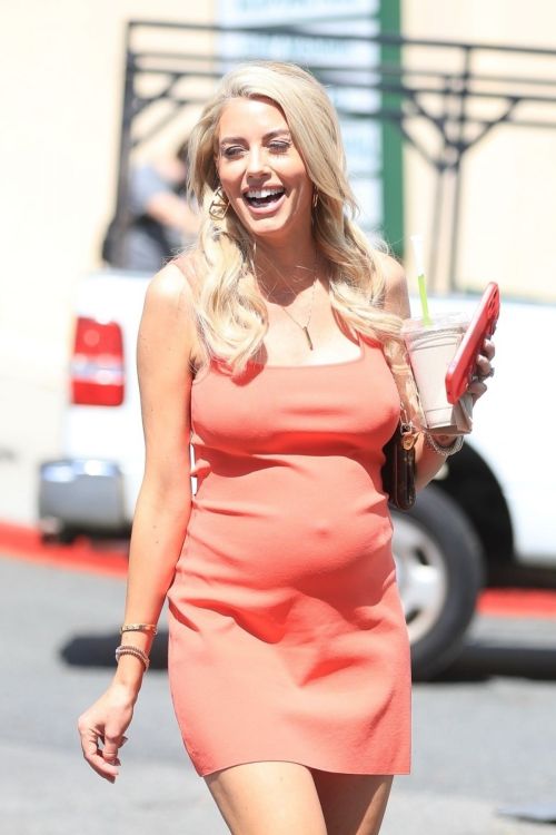 Pregnant Heather Rae Young on the Set of Selling Sunset in West Hollywood, Sep 2022 2