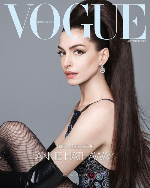 Anne Hathaway Cover Photo Shoot for Vogue Hong Kong Magazine, Oct 2022 9