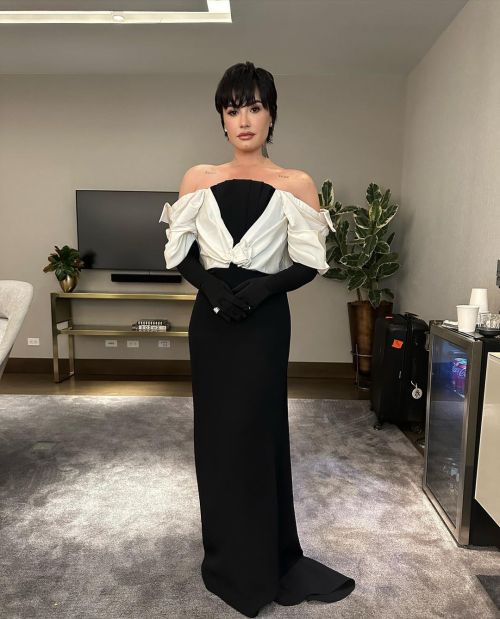 Demi Lovato seen in Off Shoulder Beautiful Dress at UNICEF USA Events, Nov 2022 1