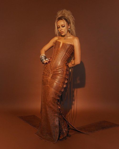 Doja Cat wears KNWLS Fully Laced Corset Gown at Grammy 2023 party in Los Angeles, Feb 2023 1