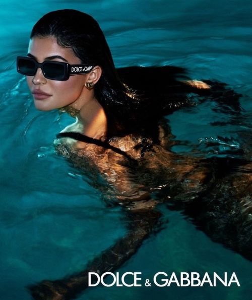Kylie Jenner Promotes Dolce & Gabbana During Photoshoot 1