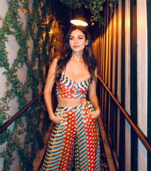 Victoria Justice standing and posing in the lobby at the Paramount+ Zoey 102 premiere.