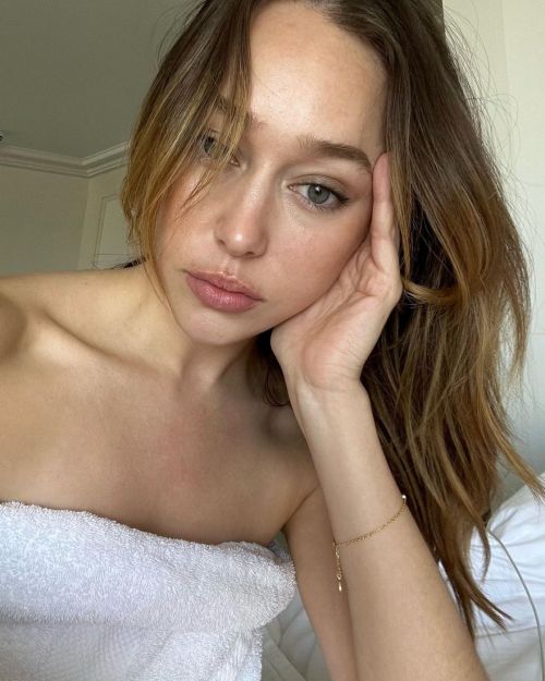 Alycia Debnam-Carey Instagram Photos 07/16/2023 2