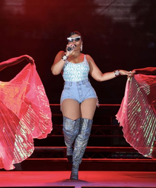 Ashanti Performs at Concert in Sacramento