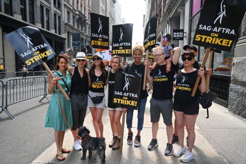 Carla Gugino at SAG-AFTRA Actors Union Strike 4