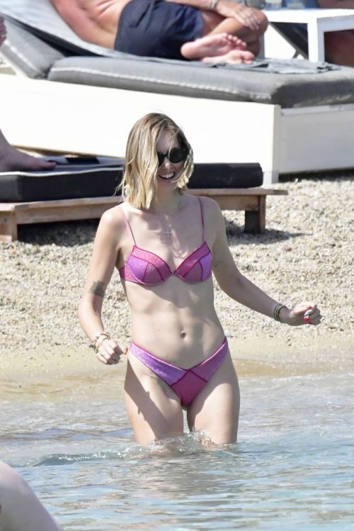 Chiara Ferragni in Bikini on the Beach in Mykonos 07/15/2023 8