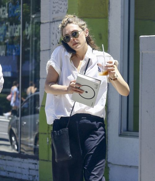 Elizabeth Olsen Spotted Leaving a Bookstore in Studio City 2