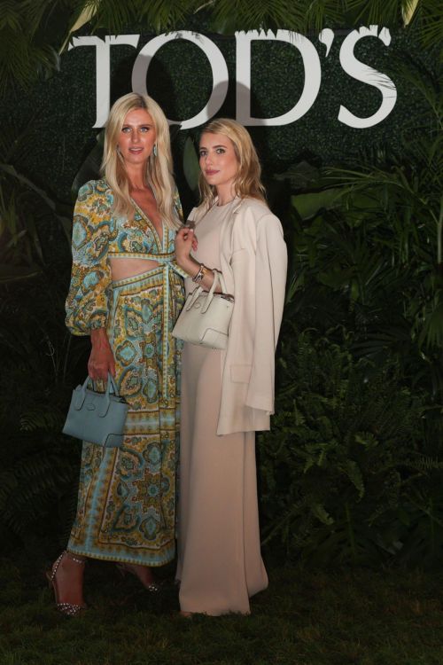 Emma Roberts and Nicky Hilton at Tod Hamptons Dinner 3