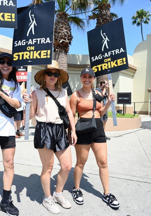 Hilary Duff at SAG-AFTRA Actors Union Strike 06/17/2023 2