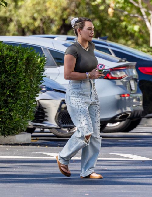 Hilary Duff spotted in Studio City 2