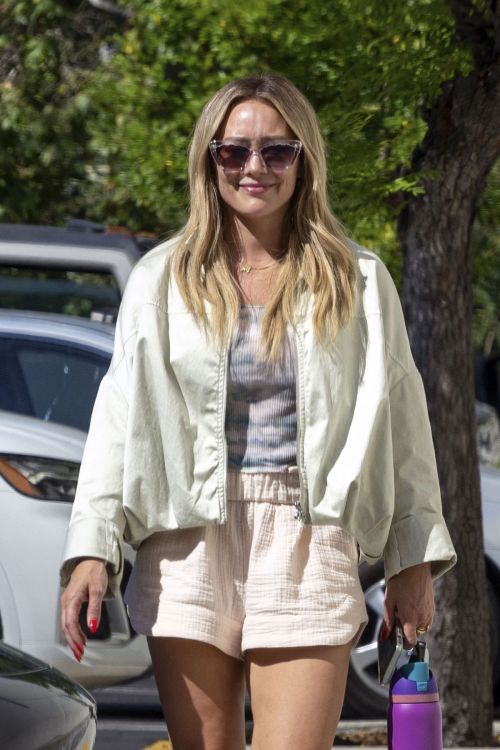 Hilary Duff Out in Studio City 1