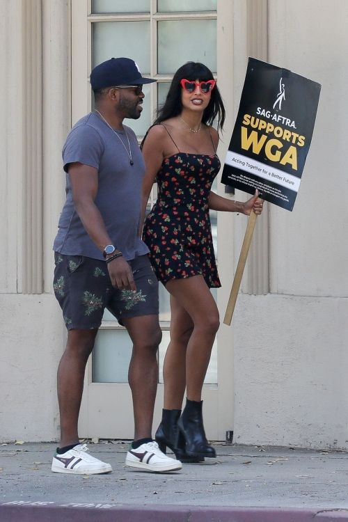 Jameela Jamil at SAG-AFTRA Strike at Warner Brothers Studio 2