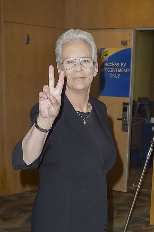 Jamie Lee Curtis Out at San Diego Comic-Con 1