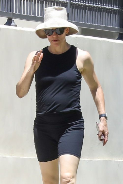 Jennifer Garner Out Hiking in Santa Monica 3