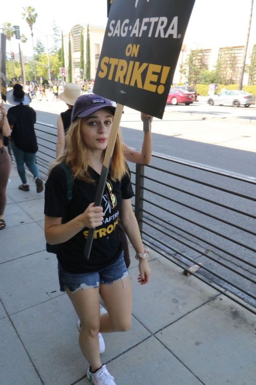 Joey King Joins SAG-AFTRA Actors Union Strike in Los Angeles