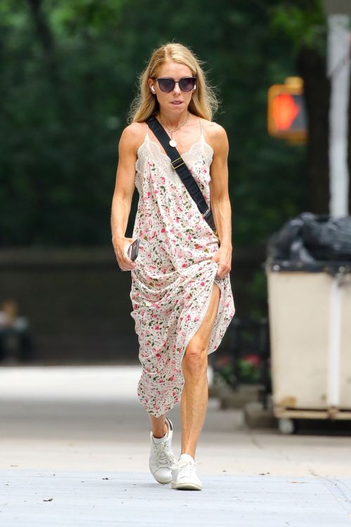 Kelly Ripa Out and About in New York 2