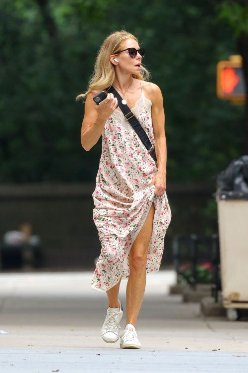 Kelly Ripa Out and About in New York 5