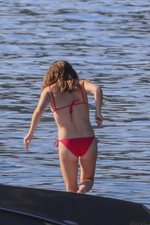 Lori Loughlin and Isabella Rose Giannulli in Bikinis at a Boat 2