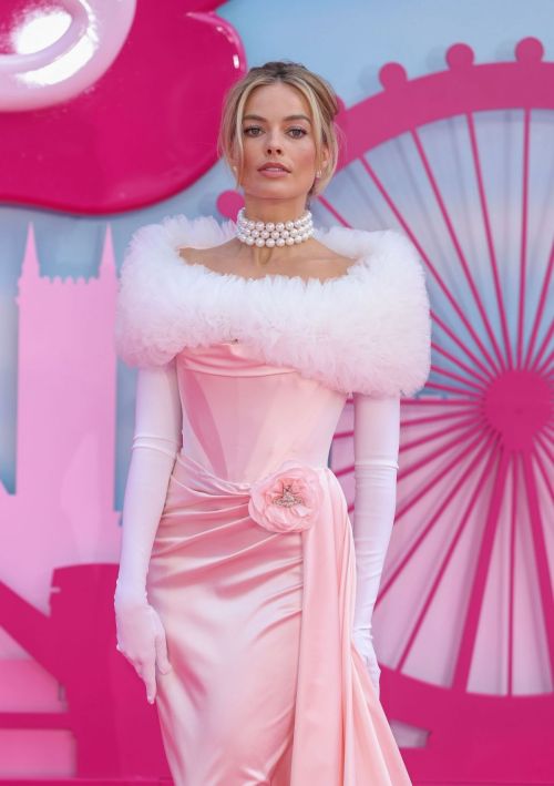 Margot Robbie at Barbie Premiere in London 07/12/2023 3