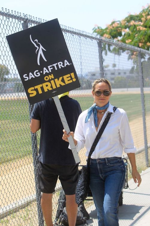 Maria Bello at SAG-AFTRA Strike at Paramount in Los Angeles 07/17/2023 1