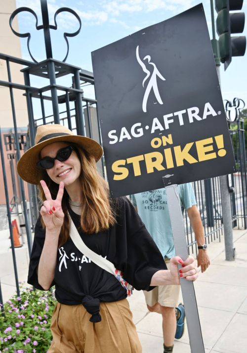 Michelle Monaghan at SAG-AFTRA Actors Union Strike in New York 06/17/2023 1