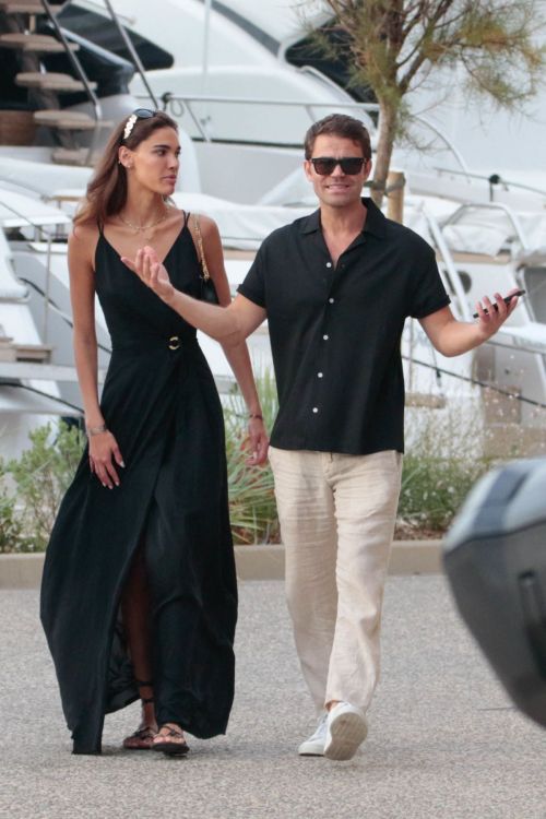 Natalie Kuckenburg and Paul Wesley Arrive at Harbor of Saint Tropez 3