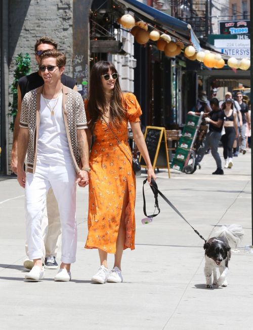 Nina Dobrev and Shaun White out with their dog in New York 07/15/2023 3