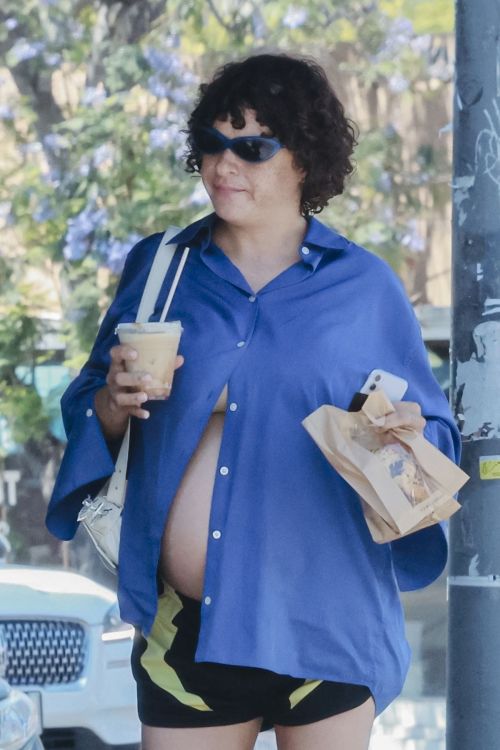 Pregnant Alia Shawkat out for Coffee in Los Feliz 4