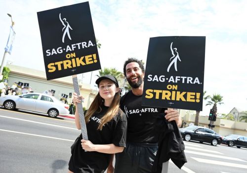 Sammi Hanratty Stands with SAG-AFTRA Strike 06/17/2023 4