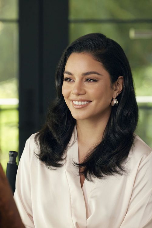 Vanessa Hudgens for IPSY Icon Box Curator 2