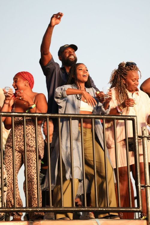 Gabrielle Union at Mary J. Blige's Set