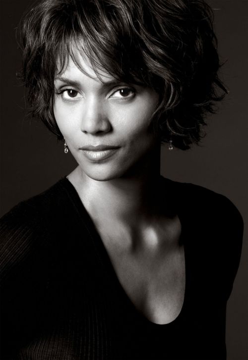 Halle Berry at Photoshoot 2003 1